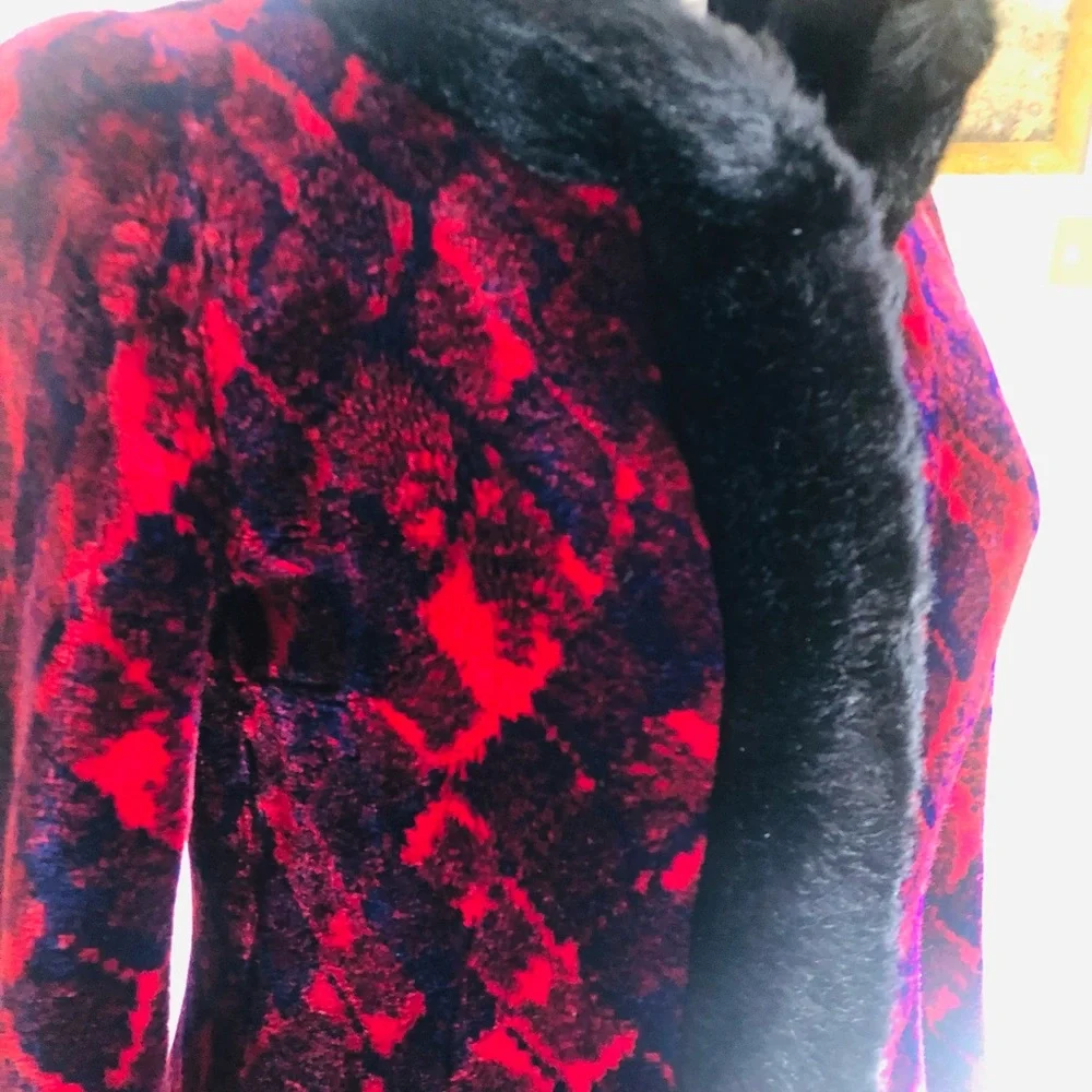 1970s GIVENCHY for Bergdorf Goodman 70s faux fur Maxi coat M - Picture 3 of 13